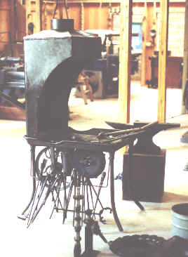 Medium sized cast iron lever cranked forge.