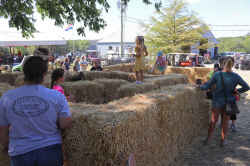 Back To The Farm Reunion 2023 - Children's Hay Maze