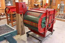 Midwest Old Threshers Reunion 2023 - Heritage Museum - Seed Cleaner